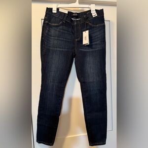 NWT- Judy Blue Skinny Fit Mid Rise Jesns